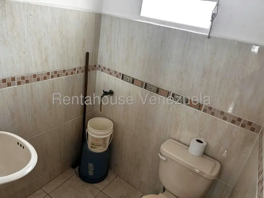 Local Comercial en Alquiler en El Hatillo, Distrito Metropolitano - 12