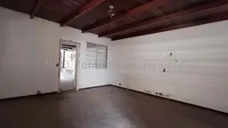 Vista 44
