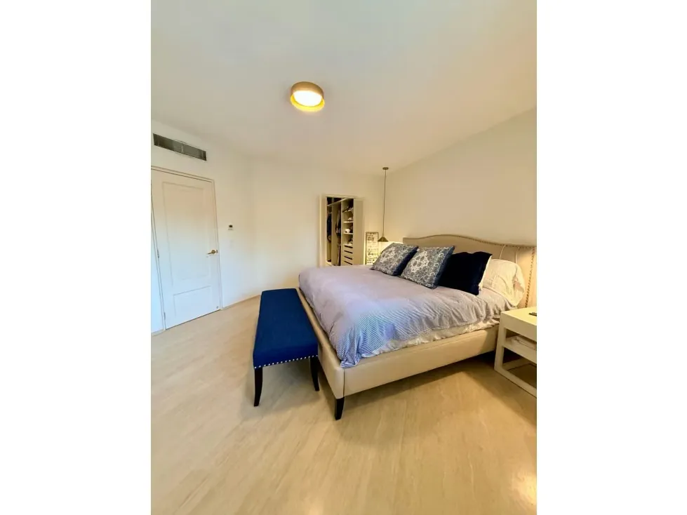 Se vende apartamento 168m2 2H+S/2.5B+S/3P Campo Alegre - 11