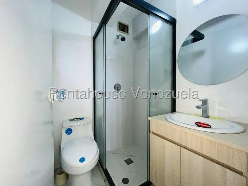 Apartamento (1 Nivel) en Alquiler en Santa Paula, Distrito Metropolitano - 37