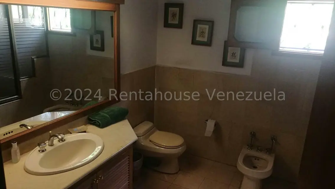 Casa (1 Nivel) en Venta en Colinas de Bello Monte, Distrito Metropolitano - 24