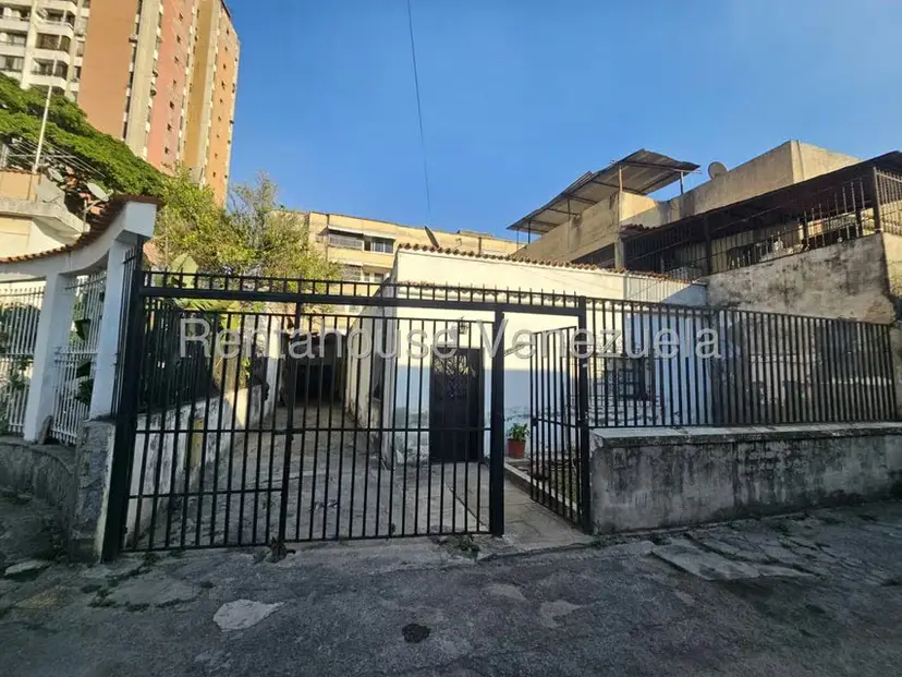 Terreno (Residencial) en Venta en El Paraiso, Distrito Metropolitano