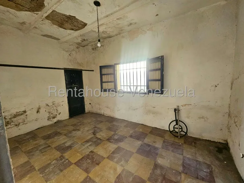 Terreno (Residencial) en Venta en El Paraiso, Distrito Metropolitano - 2