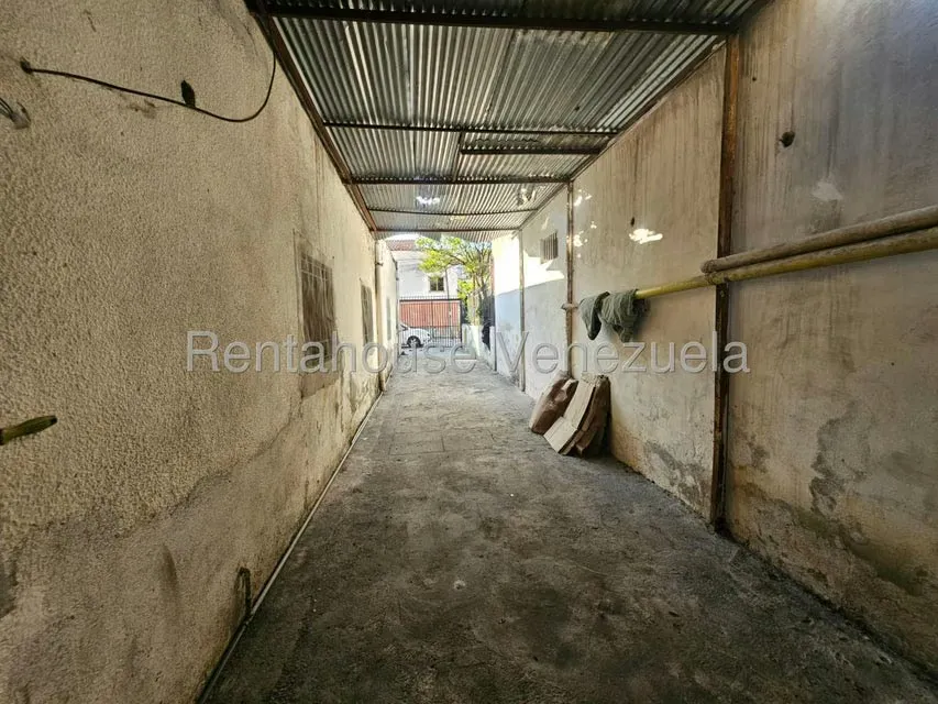 Terreno (Residencial) en Venta en El Paraiso, Distrito Metropolitano - 6