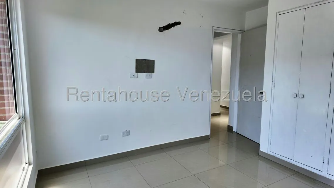 Apartamento (1 Nivel) en Venta en Oripoto, Distrito Metropolitano - 25