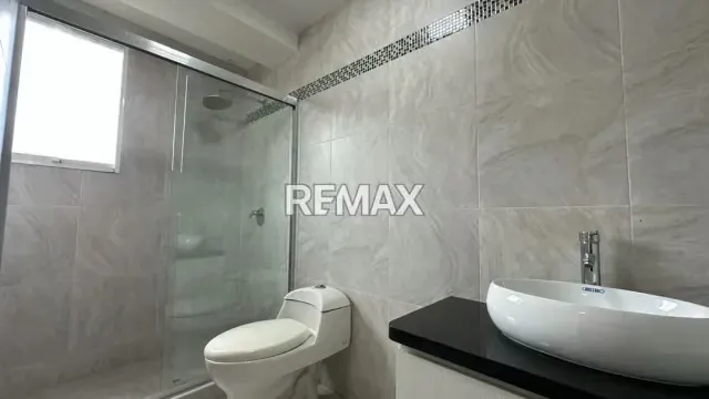 En Venta Apartamento en el Conjunto Residencial el Tamá Torre Limoncito Piso 6 - 15