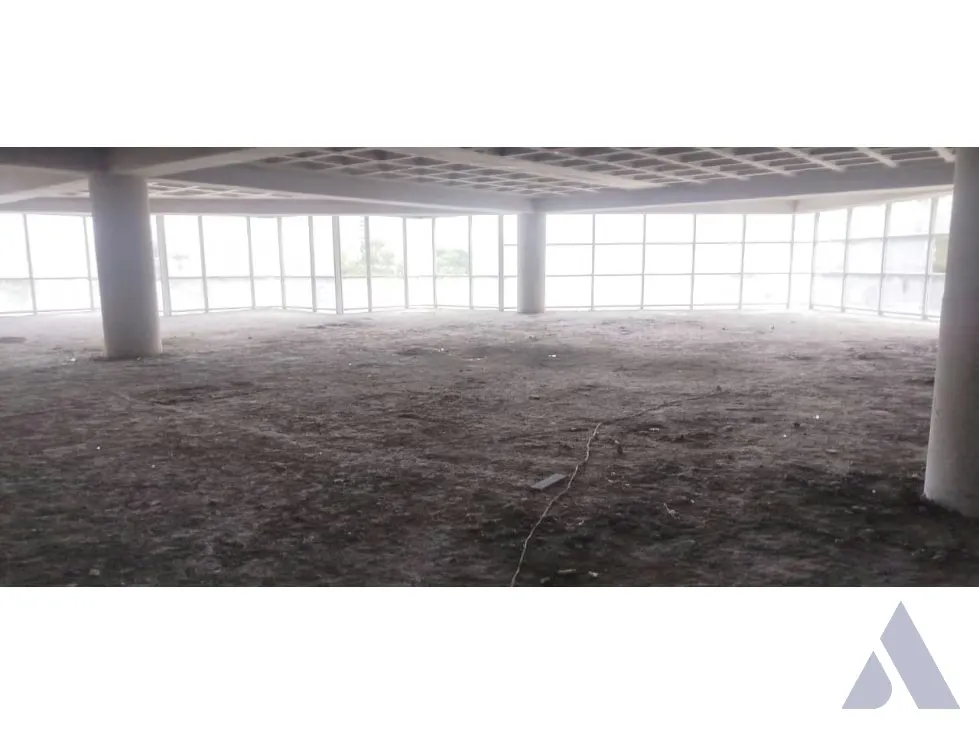 Vendo/alquilo oficina 440m2 Los Pomelos 0295 - 13