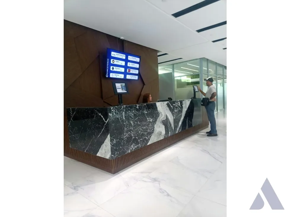 Vendo/alquilo oficina 440m2 Los Pomelos 0295 - 4