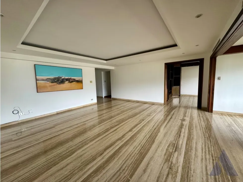 Se alquila apartamento 268m2 Santa Rosa de Lima 9845