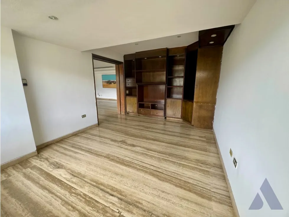 Se alquila apartamento 268m2 Santa Rosa de Lima 9845 - 6