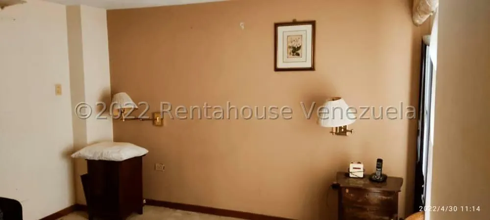 Apartamento (1 Nivel) en Venta en San Bernardino, Distrito Metropolitano - 4