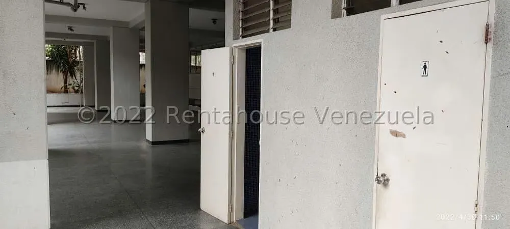 Apartamento (1 Nivel) en Venta en San Bernardino, Distrito Metropolitano - 8