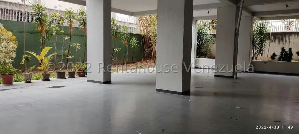 Apartamento (1 Nivel) en Venta en San Bernardino, Distrito Metropolitano - 9