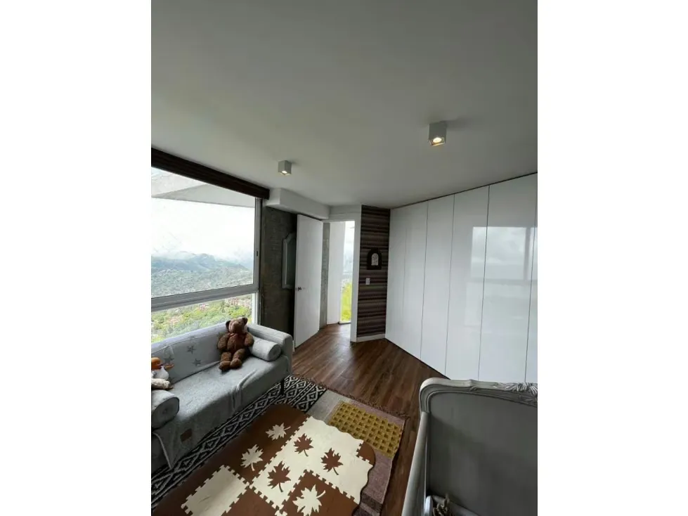 Se vende apartamento 400m2 3H/3.5B/4P Oripoto - 8