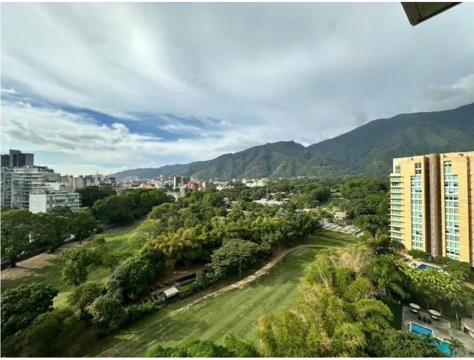 EXCLUSIVO APARTAMENTO EN ALQUILER EN CAMPO ALEGRE BELLA