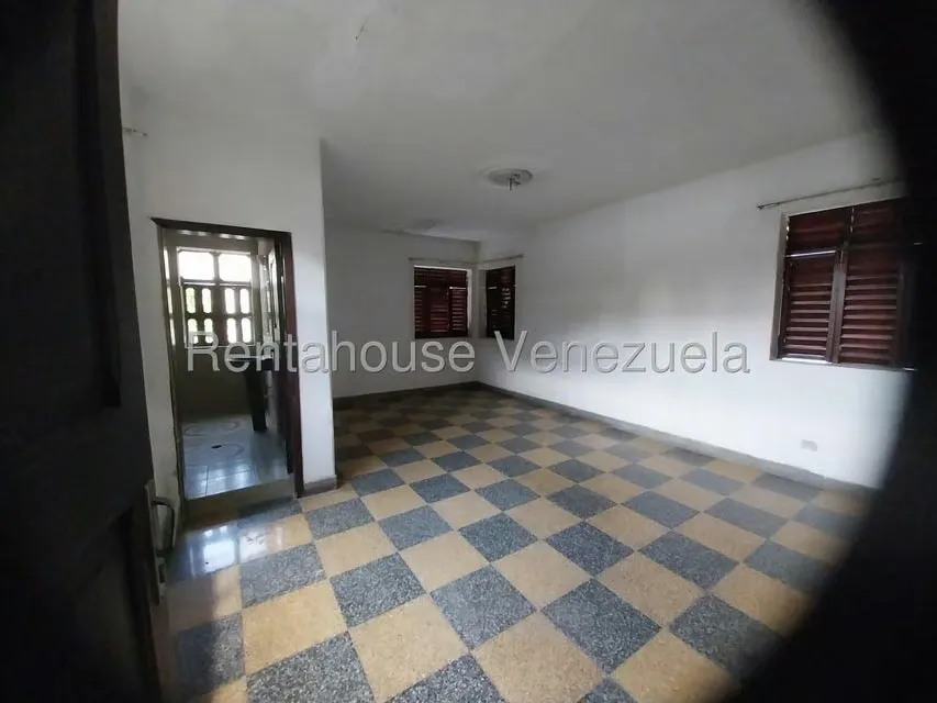Local Comercial en Alquiler en Avenida Bolivar Norte, Carabobo - 16
