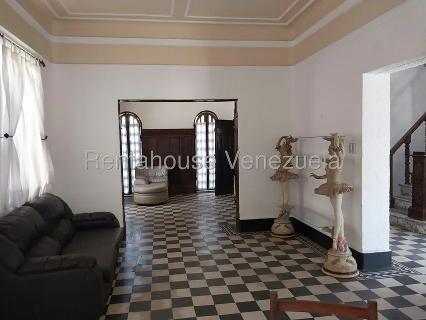 Local Comercial en Alquiler en Avenida Bolivar Norte, Carabobo - 3