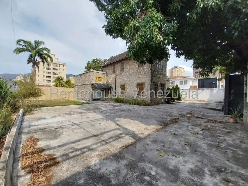 Local Comercial en Alquiler en Avenida Bolivar Norte, Carabobo - 21