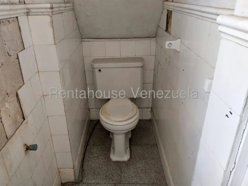 Local Comercial en Alquiler en Avenida Bolivar Norte, Carabobo - 6