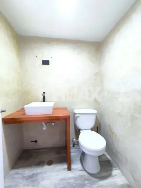 ALQUILER DE AMPLIO LOCAL IDEAL PARA CONSULTORIOS EN EL CC AB EN PLAYA EL ANGEL - 11