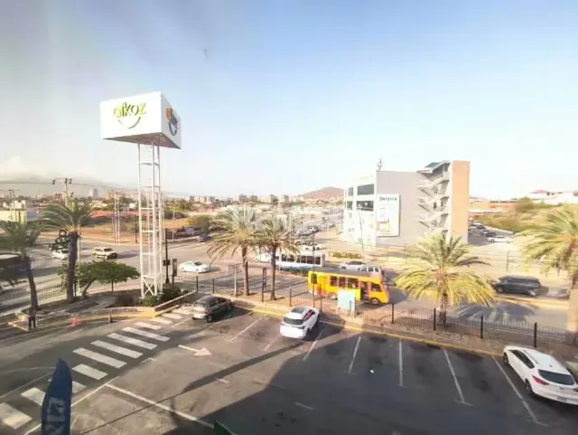 ALQUILER DE AMPLIO LOCAL IDEAL PARA CONSULTORIOS EN EL CC AB EN PLAYA EL ANGEL - 13