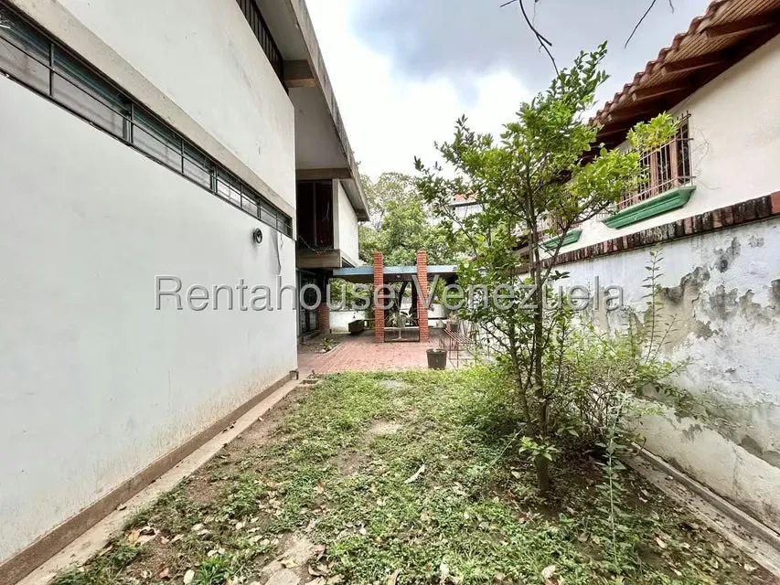 Casa (Duplex) en Alquiler en Chuao, Distrito Metropolitano - 23