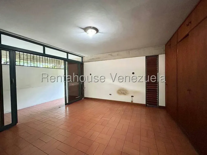 Casa (Duplex) en Alquiler en Chuao, Distrito Metropolitano - 27