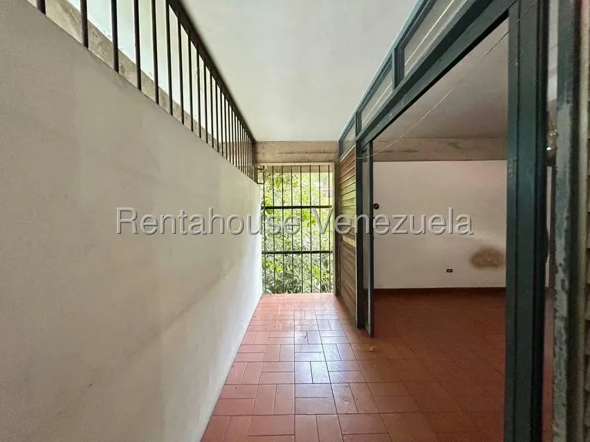 Casa (Duplex) en Alquiler en Chuao, Distrito Metropolitano - 30