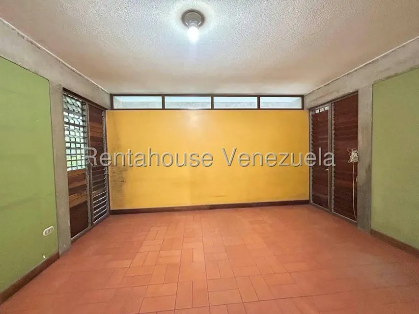Casa (Duplex) en Alquiler en Chuao, Distrito Metropolitano - 34