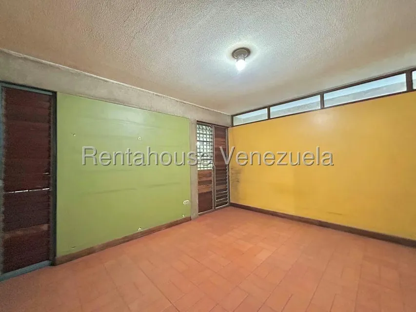 Casa (Duplex) en Alquiler en Chuao, Distrito Metropolitano - 35