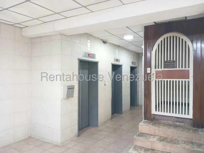 Apartamento (1 Nivel) en Venta en La California Norte, Distrito Metropolitano - 4