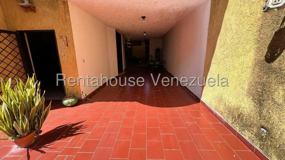 Casa (1 Nivel) en Venta en Parque Residencial La Floresta, Aragua - 19