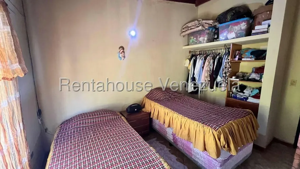 Casa (1 Nivel) en Venta en Parque Residencial La Floresta, Aragua - 40
