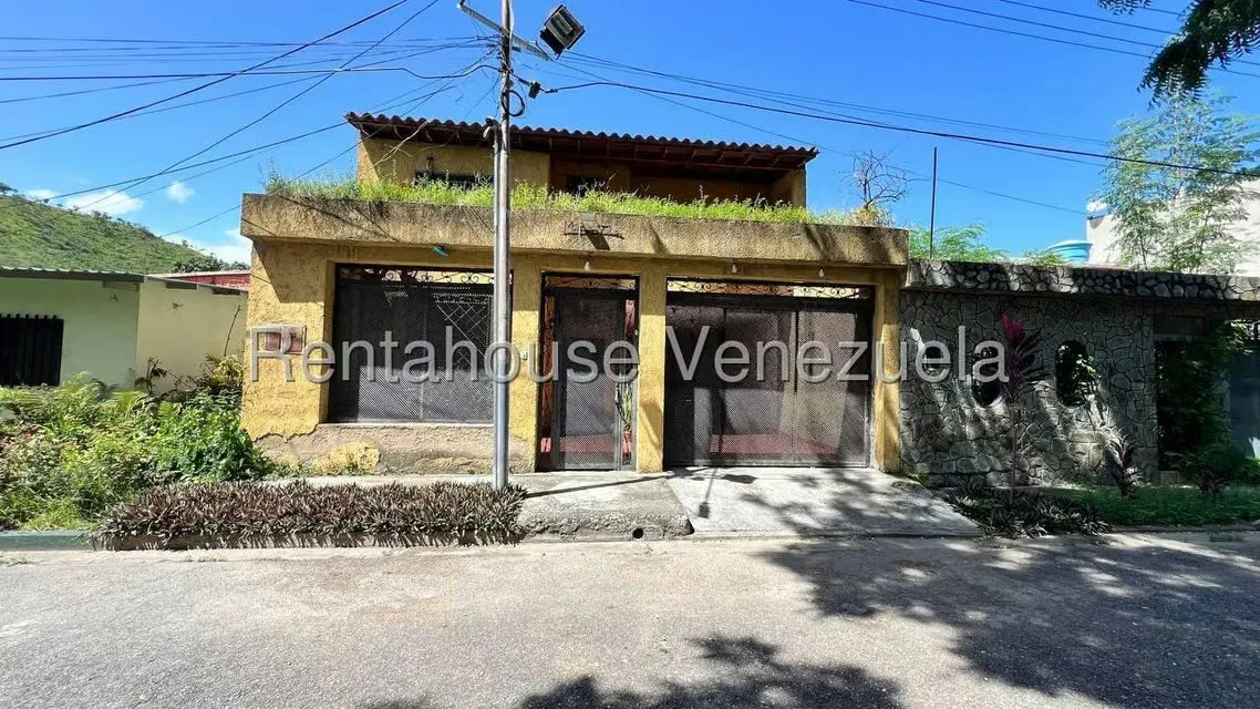 Casa (1 Nivel) en Venta en Parque Residencial La Floresta, Aragua - 47