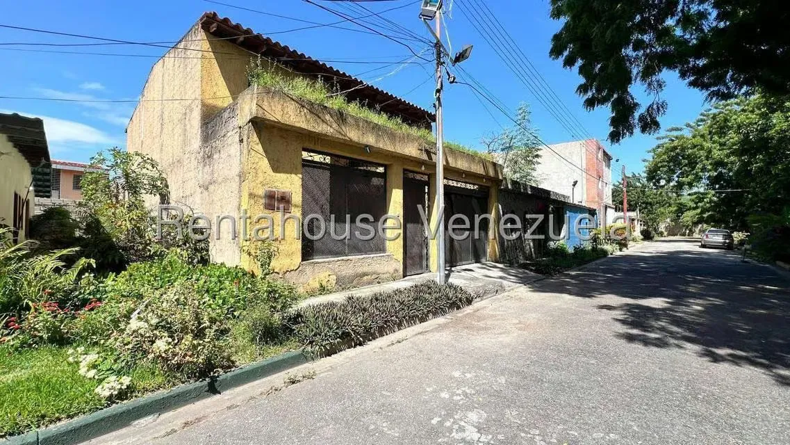 Casa (1 Nivel) en Venta en Parque Residencial La Floresta, Aragua - 49