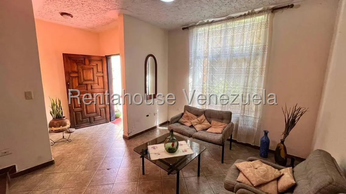 Casa (1 Nivel) en Venta en Parque Residencial La Floresta, Aragua - 8