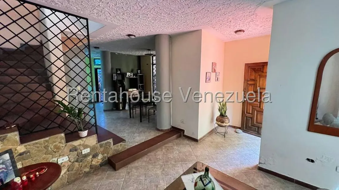 Casa (1 Nivel) en Venta en Parque Residencial La Floresta, Aragua - 9
