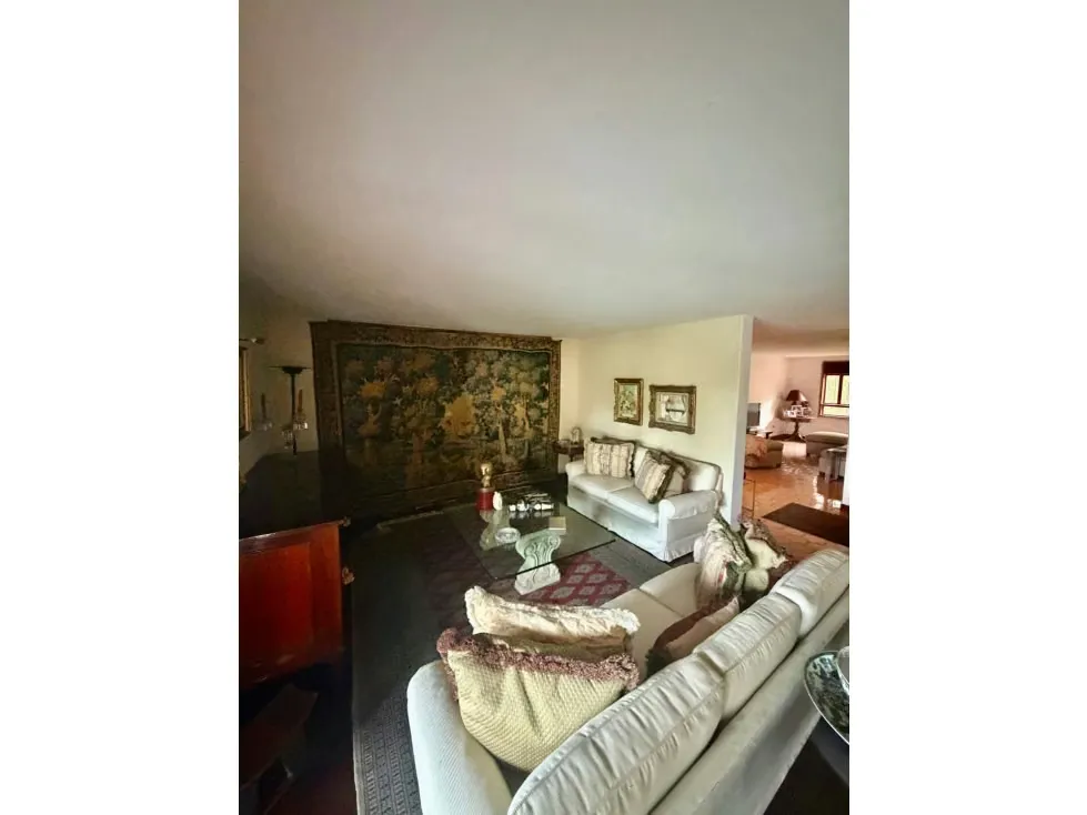 Se vende quinta 680m2 Lomas del Mirador 5096 - 6