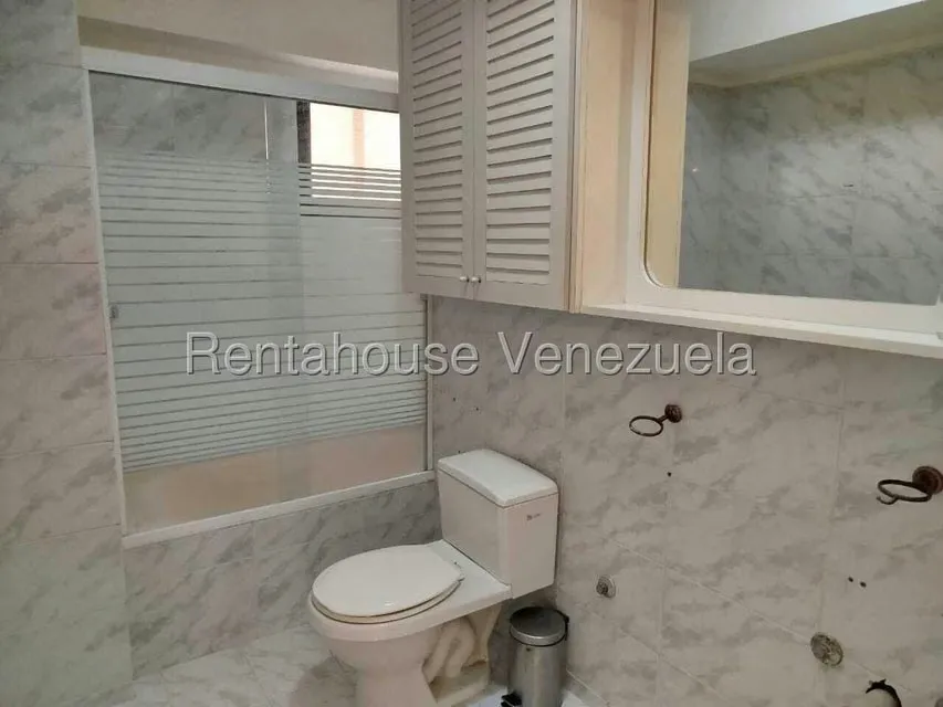 Apartamento (1 Nivel) en Venta en Las Esmeraldas, Distrito Metropolitano - 28
