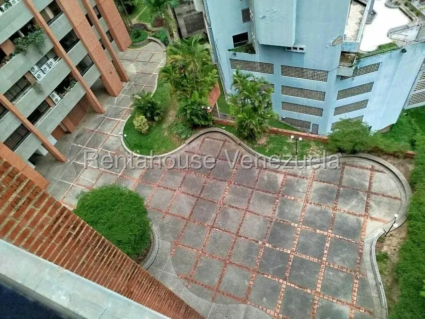 Apartamento (1 Nivel) en Venta en Las Esmeraldas, Distrito Metropolitano - 34