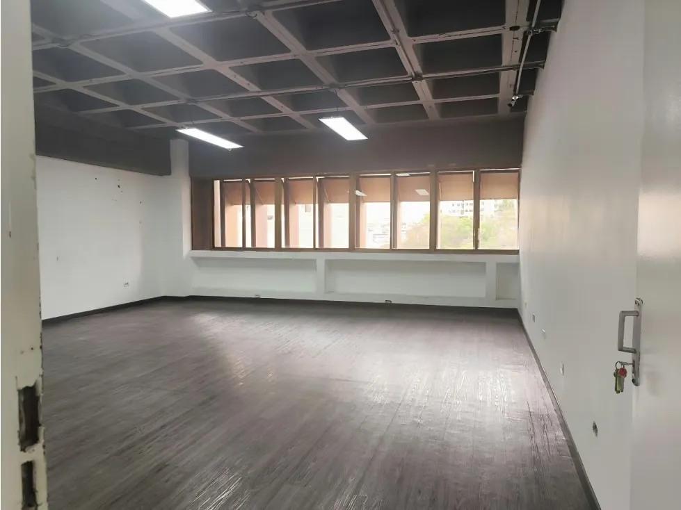 OFC 40MTS2 EN ALQUILER CALLE CAPITOLIO, AV FCO DE MIRANDA - 4