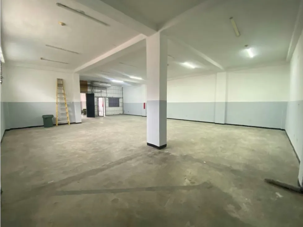 Alquiler de PB piso industrial en boleita sur de 220 mts - 6
