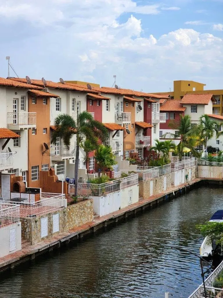 CONJUNTO RESIDENCIAL VILLA MARTINIQUE