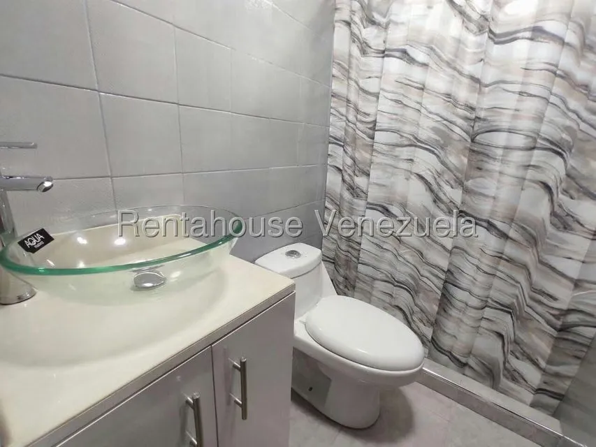 Apartamento (1 Nivel) en Alquiler en 13 de Enero, Aragua - 16