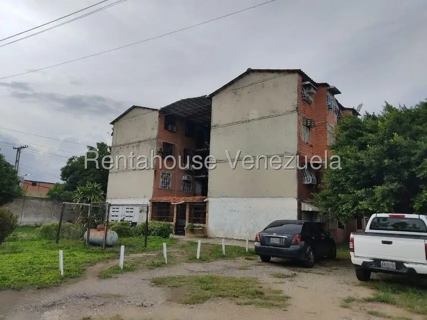 Apartamento (1 Nivel) en Alquiler en 13 de Enero, Aragua - 23