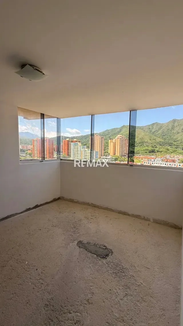Apartamento en Valle Claro, Mañongo a Remodelar y Personalizar - 15