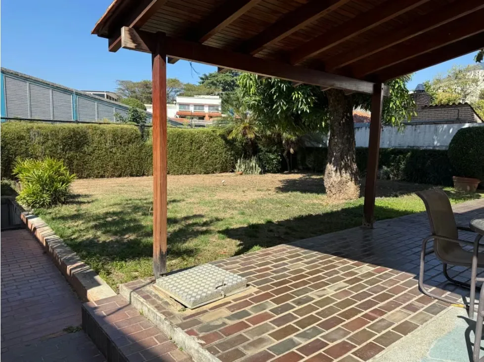 En Venta Casa en El Marqués. Municipio Sucre. Caracas - 24