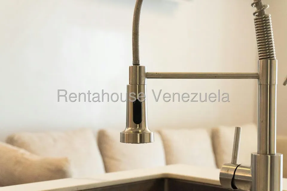 Apartamento (1 Nivel) en Venta en Triangulo del Este, Lara - 6