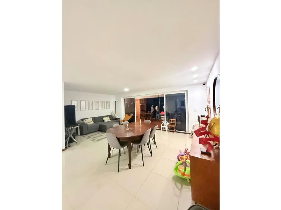 Vendo townhouse 248m2 La Unión 2766 - 2
