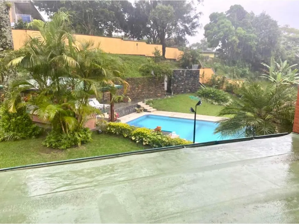 Vendo casa 800m2 La Lagunita 4222 - 2